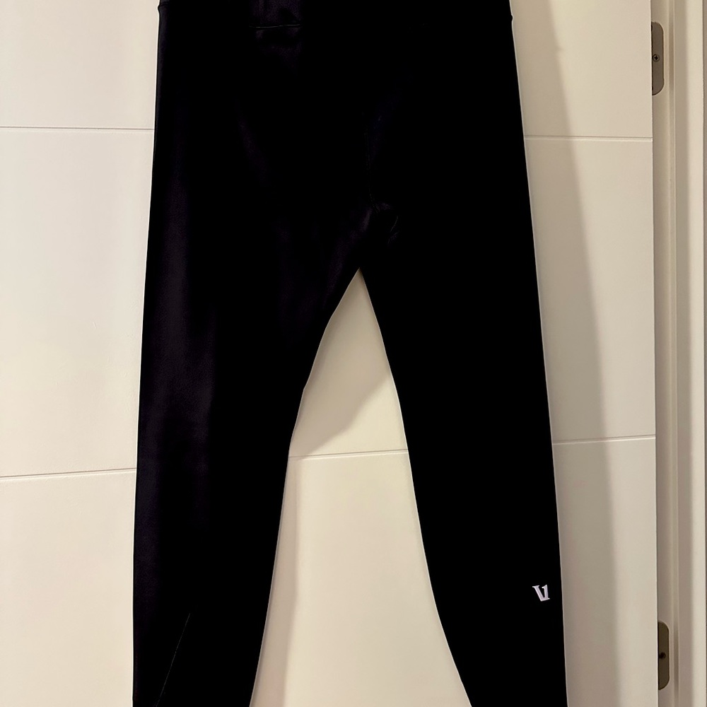 Vuori yoga pants